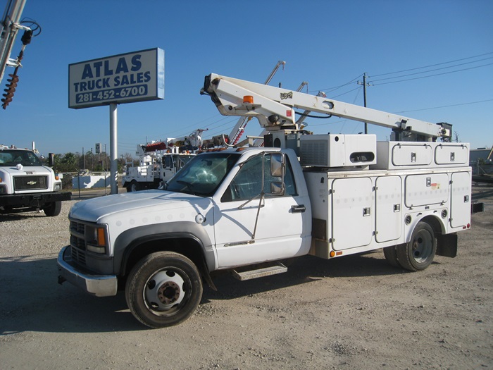 3500 Bucket Trucks.